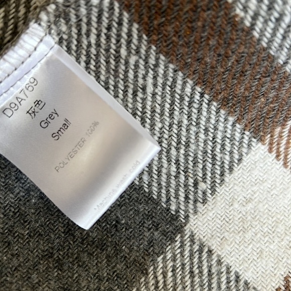 Unbranded Small Gray Plaid Flannel Cozy Warm Shacket Jacket Neutral Cabincore - Picture 8 of 8